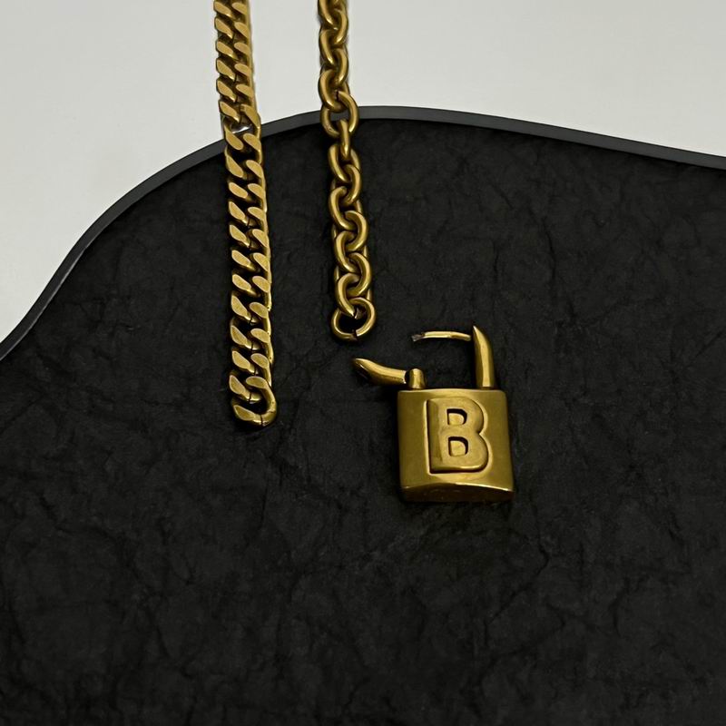 Balenciaga necklace 01lyr14 (8)